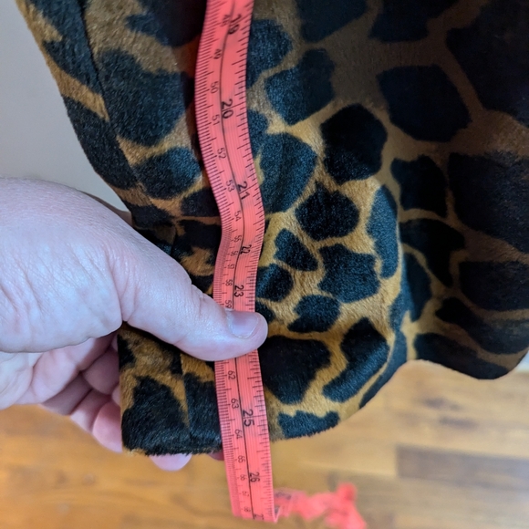 Harve Benard leopard print skirt and jacket set size 10 - Picture 8 of 8